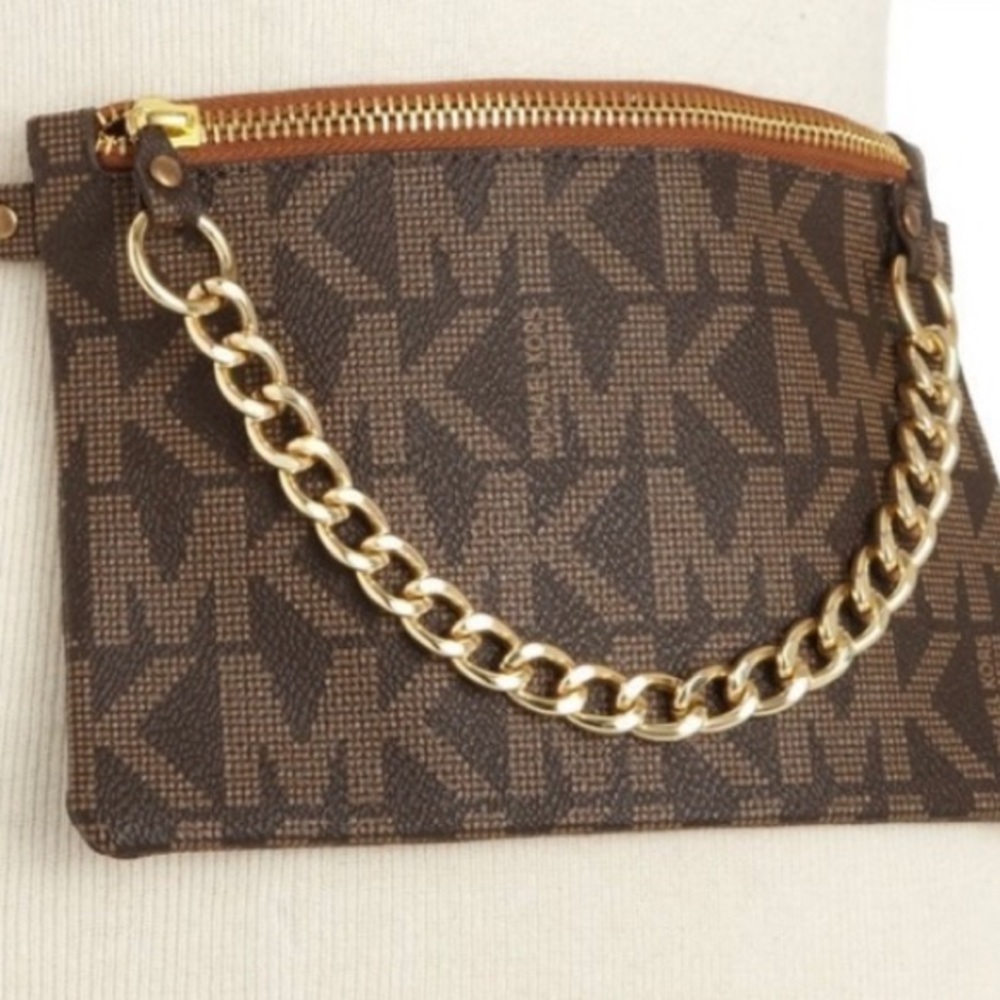Micheal Kors Fanny Pack Belt... NWOT/ Medium size - Picture 5 of 7